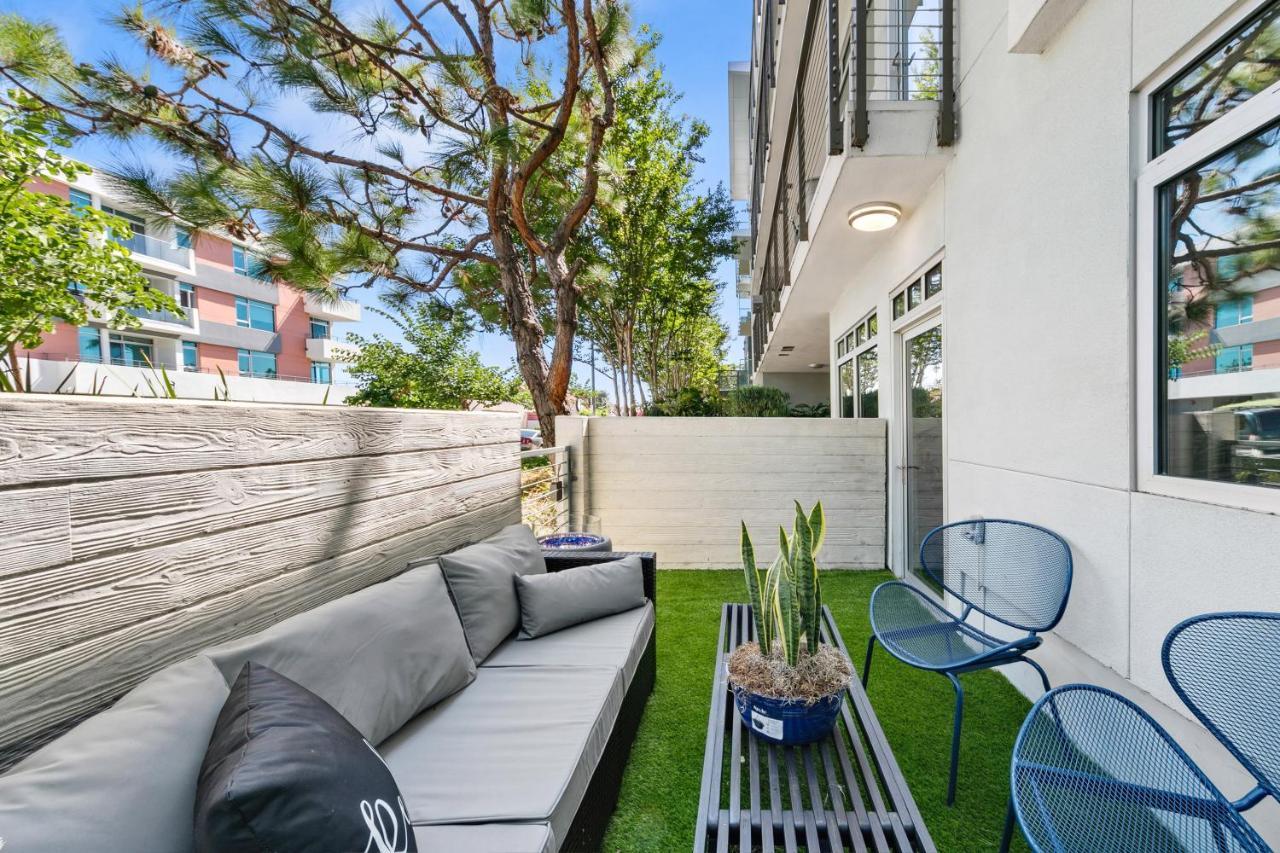 Beverly Grove Chic City Oasis 2 Bedroom Apt With Den 138 Los Angeles Kültér fotó